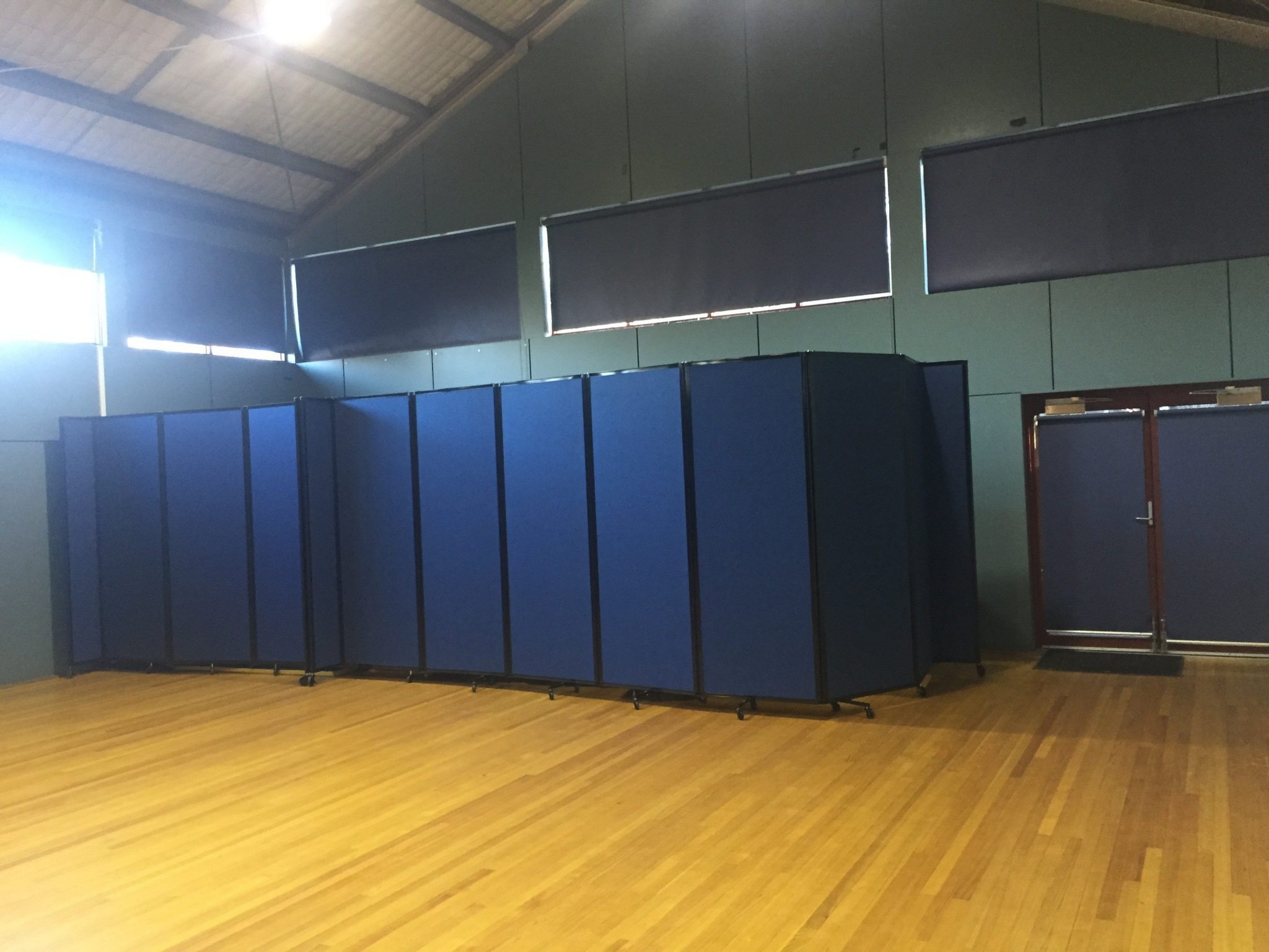 mobile room partitions