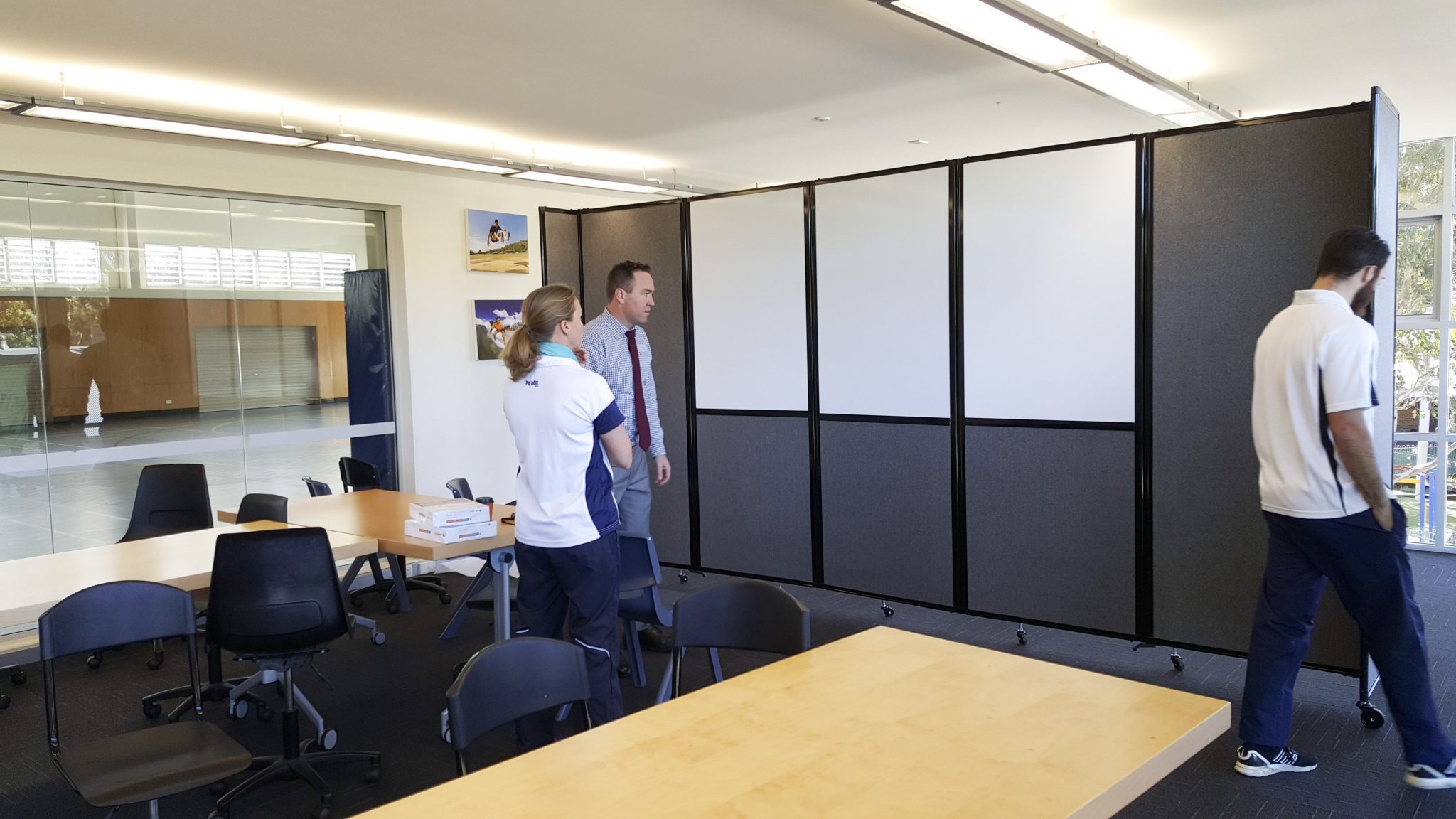 Classroom divider with integrated whiteboards